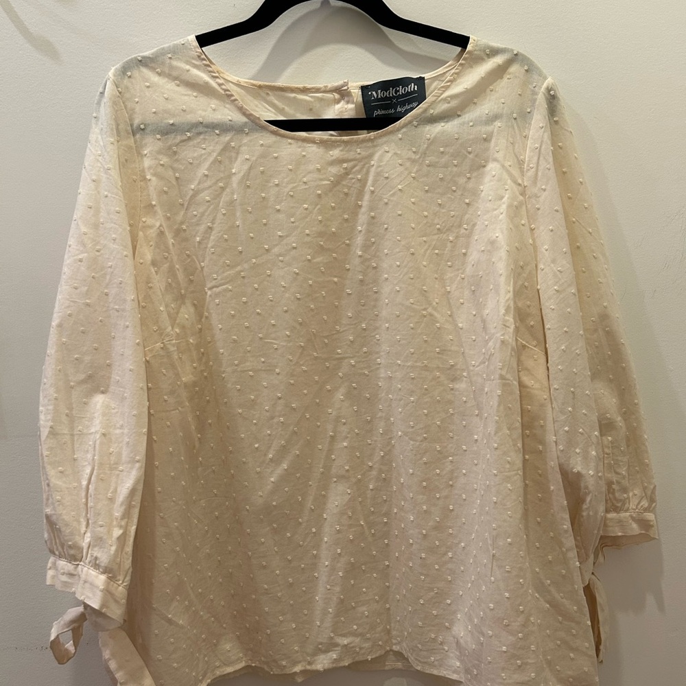 ModCloth x Princess Highway Cream Blouse
